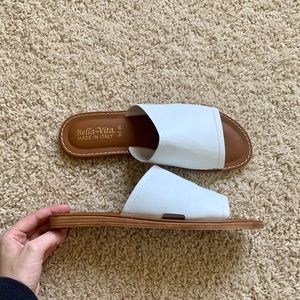 bella vita ros slide sandal